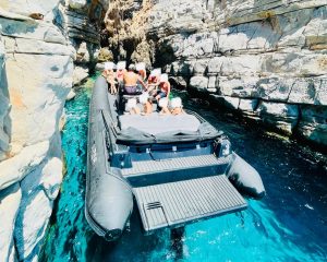 klontzas-tours-boat-trip-boat-rental-elounda-agiosnikolaos-crete-greece (3)-min